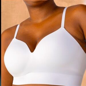 NWT trueKIND SUPPORTIVE COMFORT WIRELESS SHAPING BRA SIZES 3XL WHITE